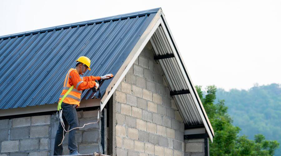 Expert Emergency Roof Repairs services in Lorraine, NY